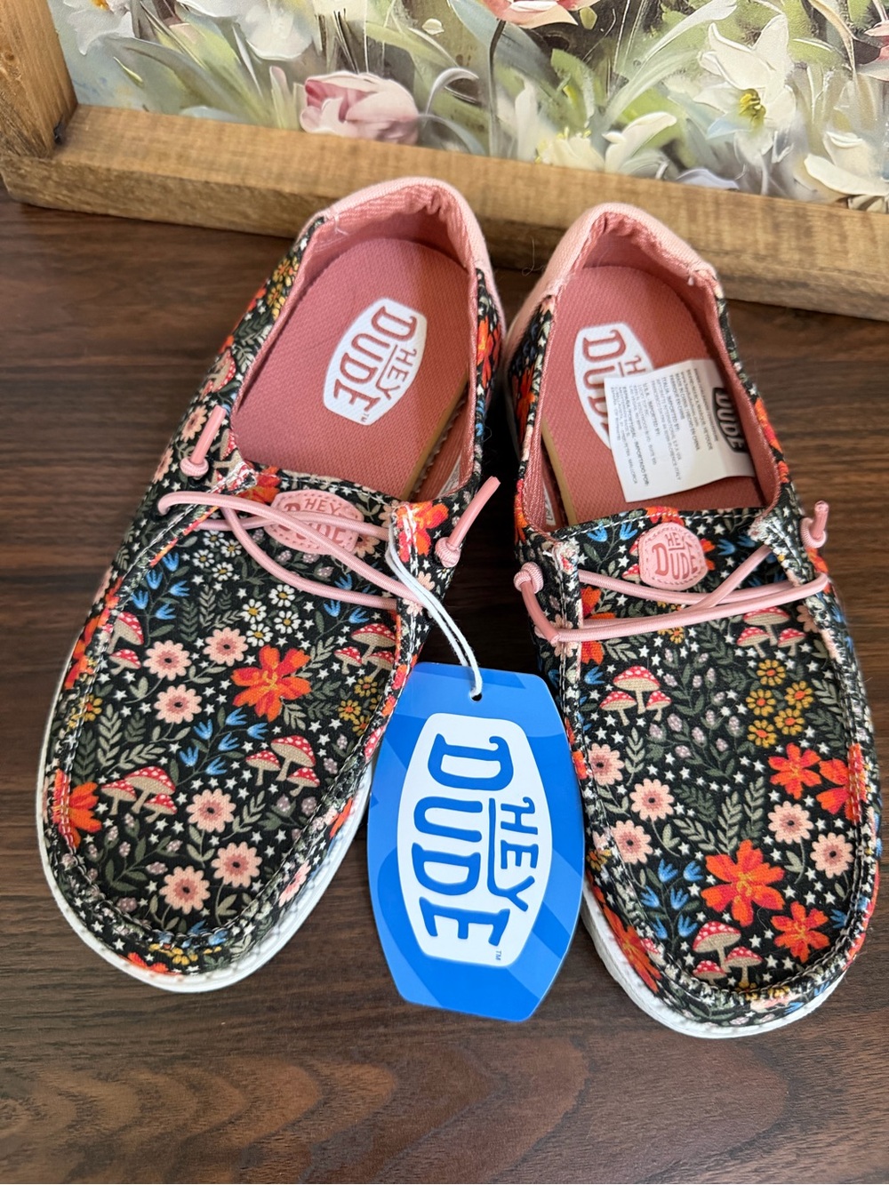 NWT Girls Hey Dude Wendy Youth Forager Floral Mushroom Shoes Size 2